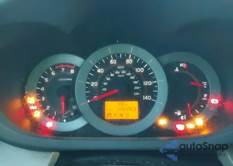 2011 Toyota Rav4 z USA, uszkodzony, nr VIN 2T3BF4DV4BW117647